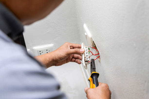 Best Affordable Electrician  in Conning Towers Nautilus Park, CT