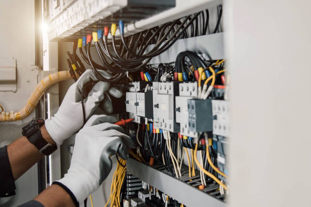 Best Local Electrician Companies  in Conning Towers Nautilus Park, CT